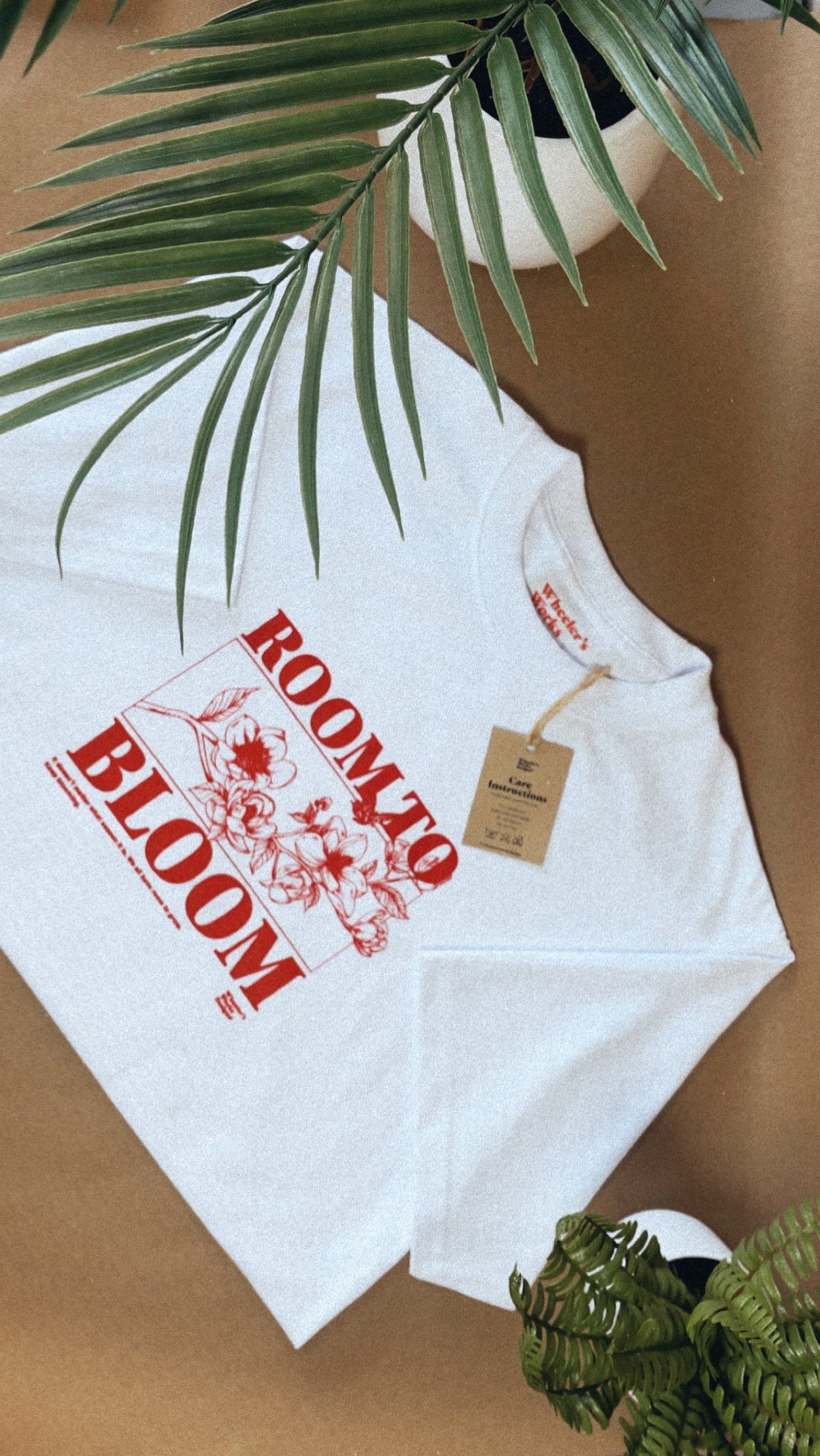 "ROOM TO BLOOM" CREWNECK