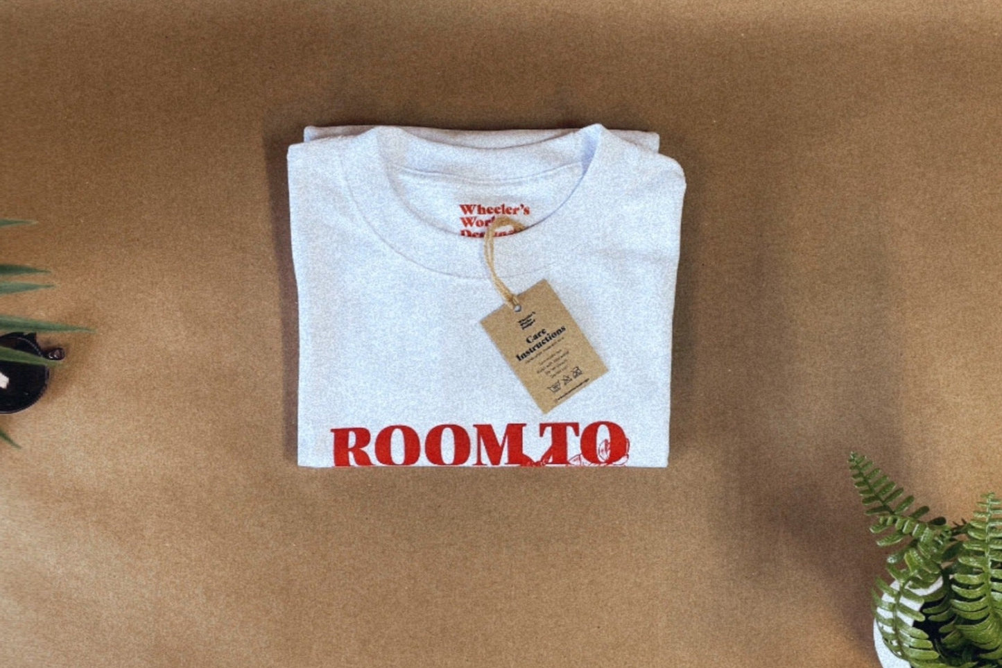 "ROOM TO BLOOM" CREWNECK